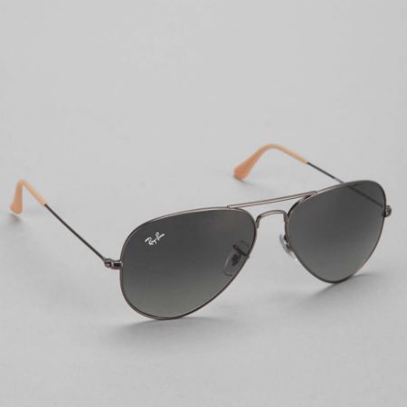 http://cookiesbakery.nop-station.com/images/thumbs/0000064_ray-ban-aviator-sunglasses_450.jpeg