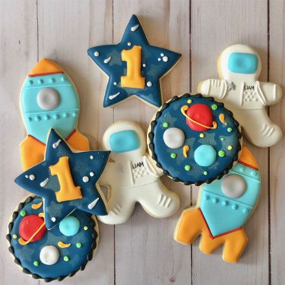Picture of Astronaut themed birthday cookies