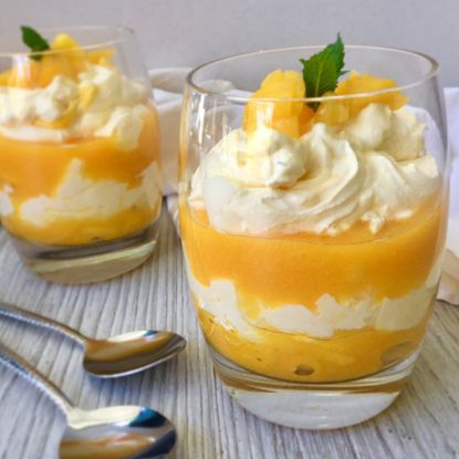 Picture of Mango and peach flavor mousse