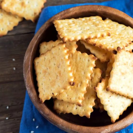 Picture of Healthy sugarless wheat crackers
