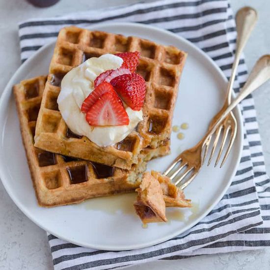 Picture of Fluffy and crisp buttermilk waffle